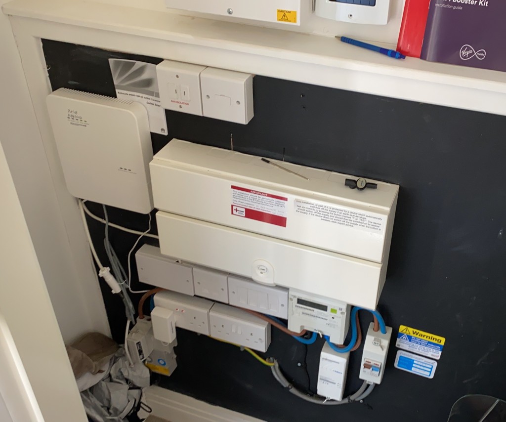 Fixing a home fuse box