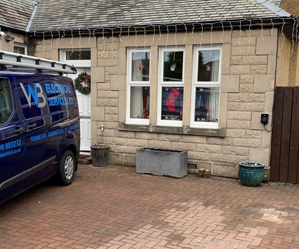 Home internal and external electrical fault finding and repairs