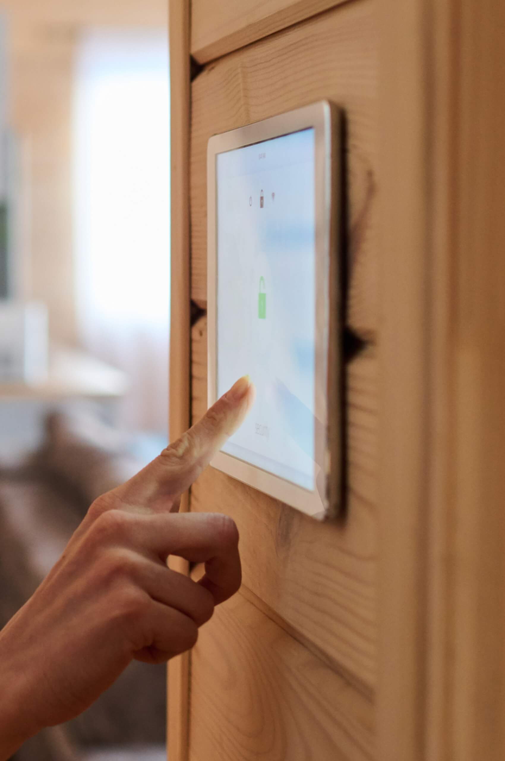 Touch screen lighting control, smart lighting automation and scene control